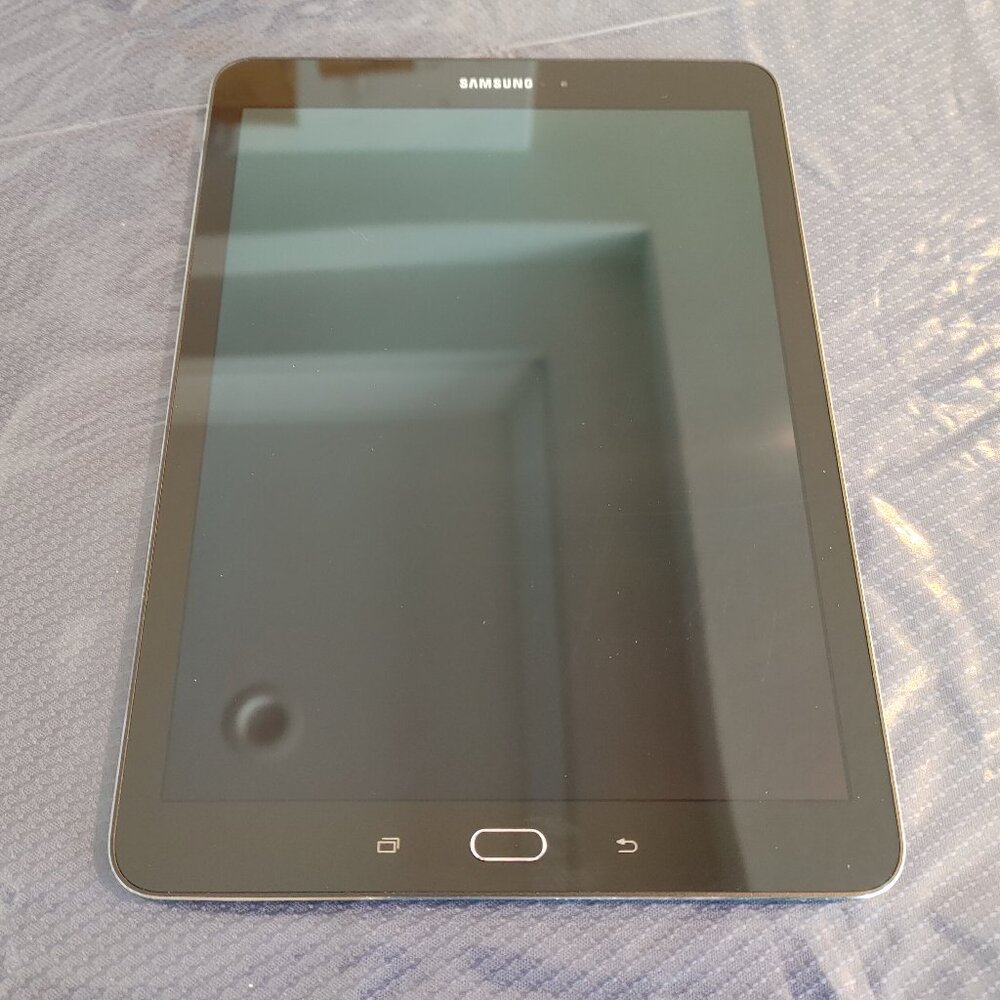Samsung Galaxy Tablet S2 Model: SM-T810 64GB 9.7" color: Black